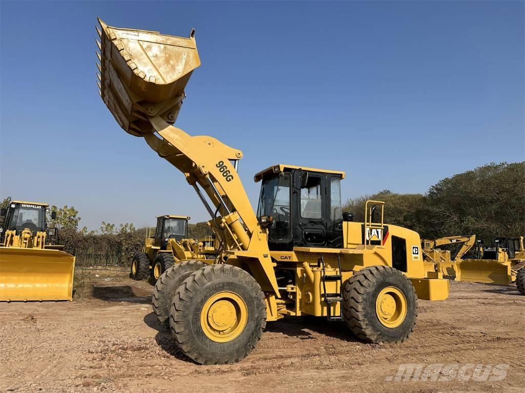 CAT 966G Incarcator pe pneuri