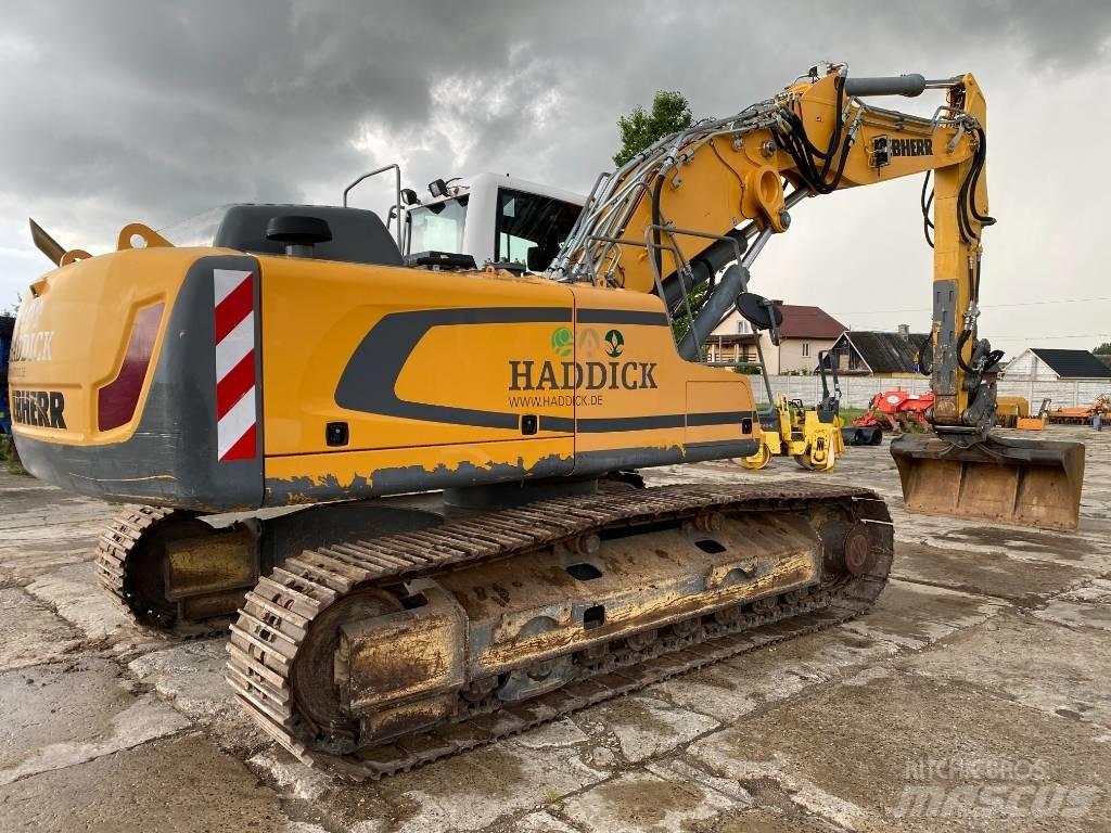Liebherr 924 Excavatoare pe șenile
