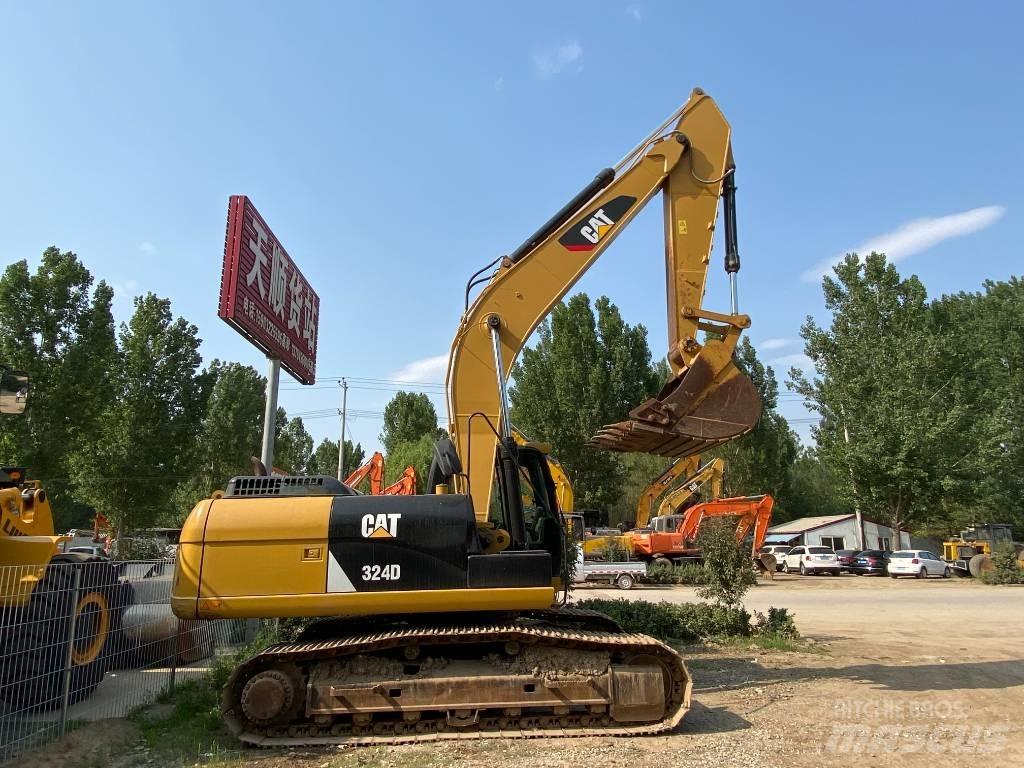 CAT 324D Excavatoare pe șenile
