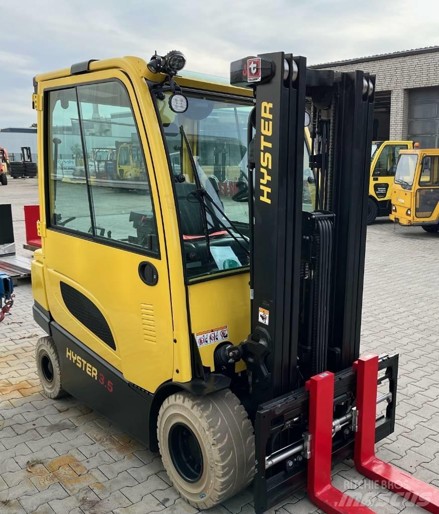Hyster J3.5XN Stivuitor electric