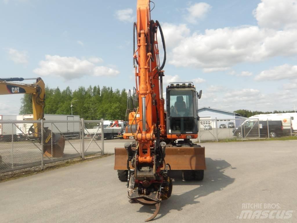 Doosan DX 160 W Excavatoare cu roti