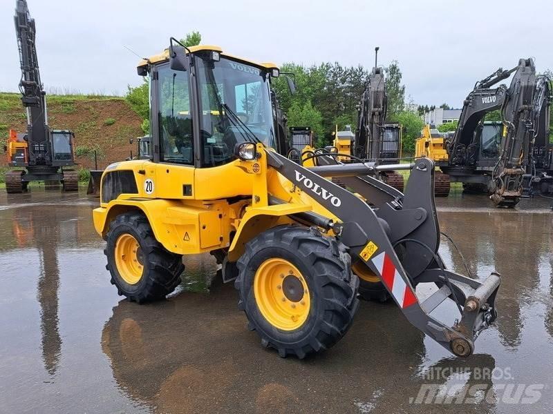 Volvo L 35 G Incarcator pe pneuri