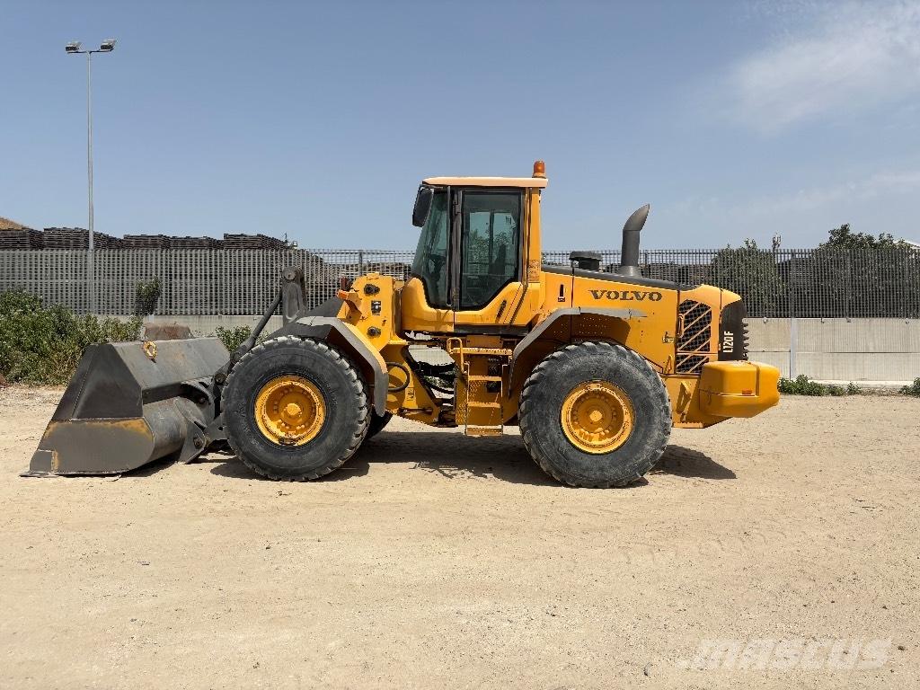Volvo L 120 F Incarcator pe pneuri