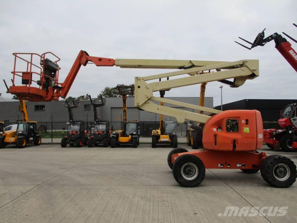 JLG 510 AJ (390) Nacele compacte autopropulsante