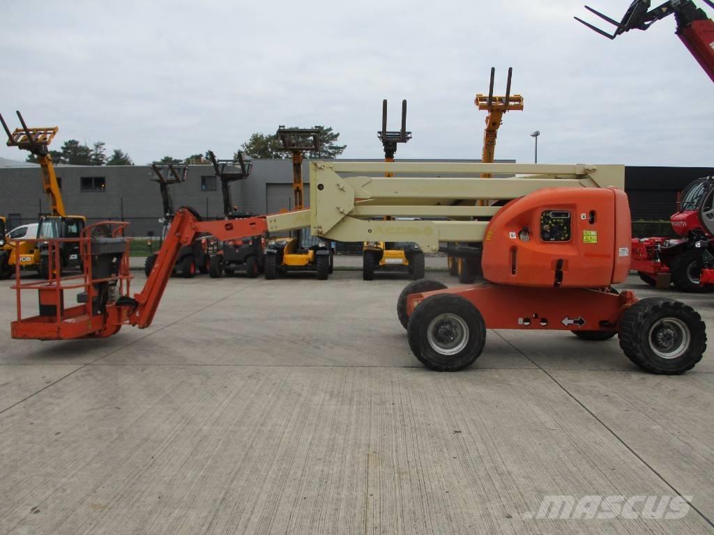 JLG 510 AJ (390) Nacele compacte autopropulsante