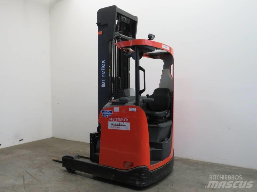 BT RR E 160 H Stivuitor cu catarg retractabil