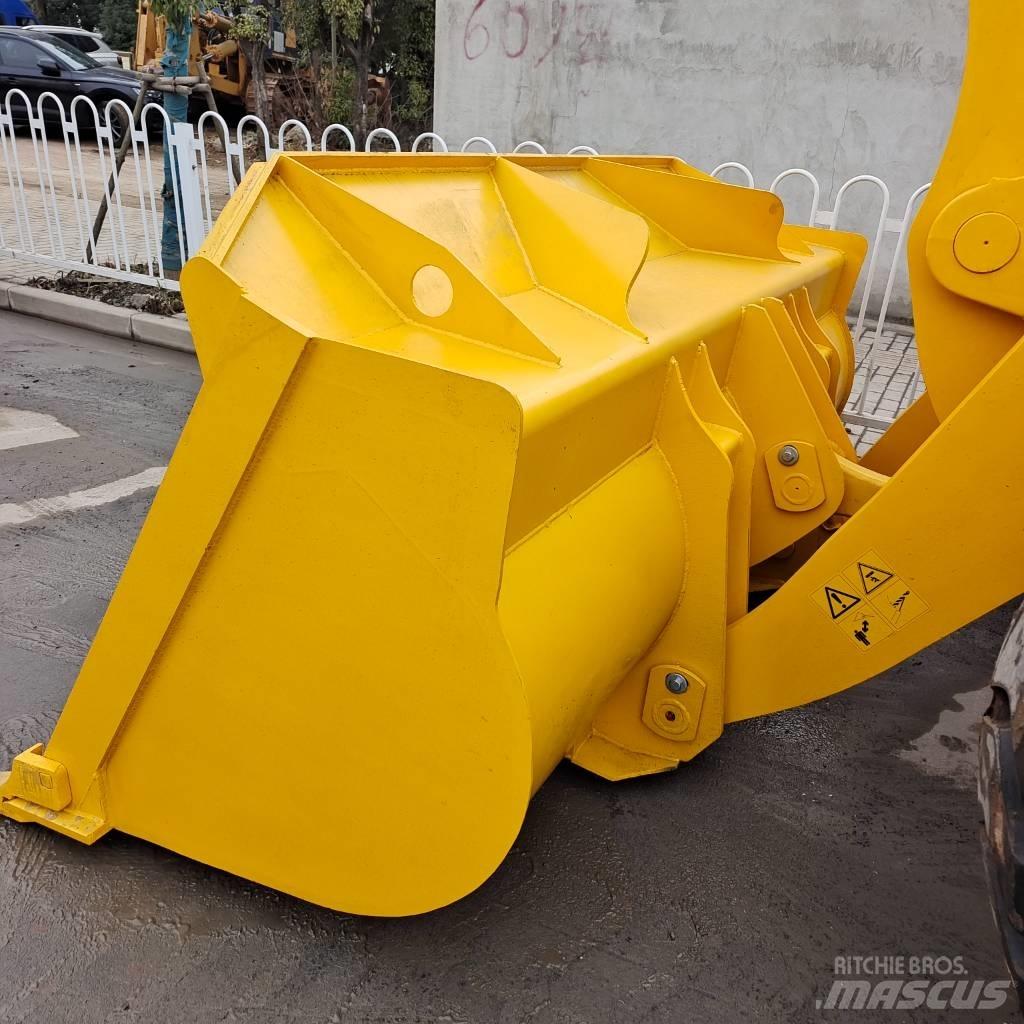 Komatsu WA 380-3 Incarcator pe pneuri
