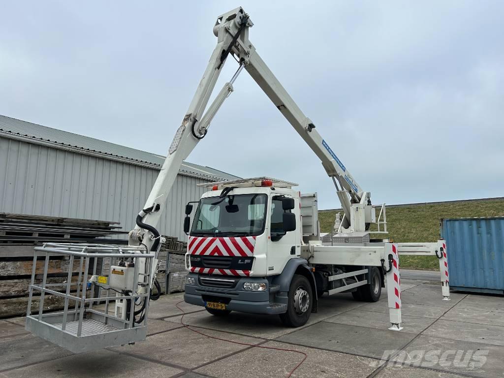Comet 231 TB Platforme aeriene montate pe camion