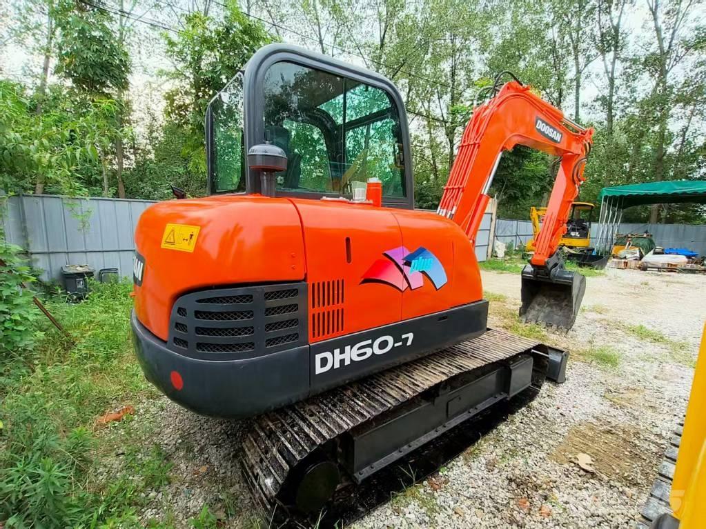 Doosan DH 60-7 Mini excavatoare < 7t