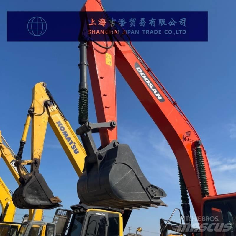 Doosan DX 300 Excavatoare pe șenile
