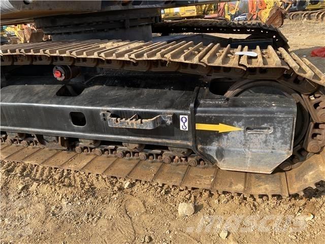 Hitachi ZX210 Excavatoare pe șenile
