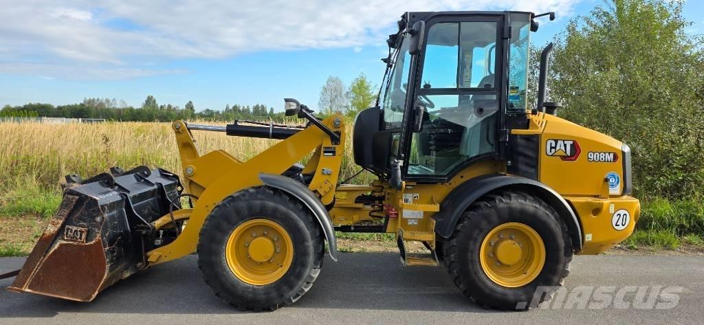 CAT 908M  Cat 908 Incarcator pe pneuri