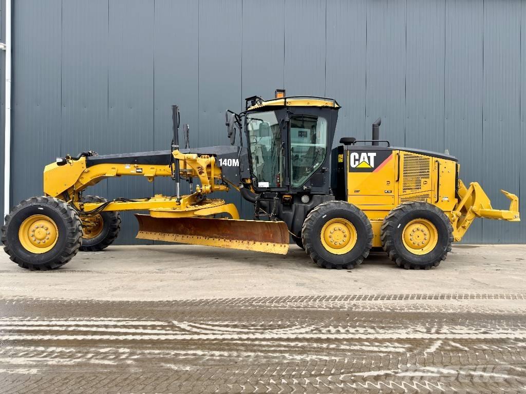 CAT 140M Gredere