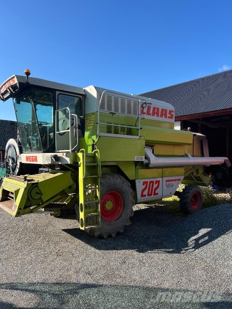 CLAAS Mega 202 Combine de secerat