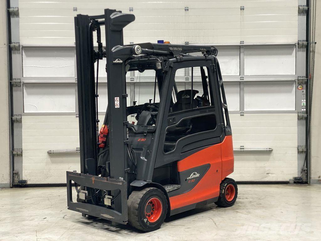 Linde E30H-01/600 Stivuitor electric