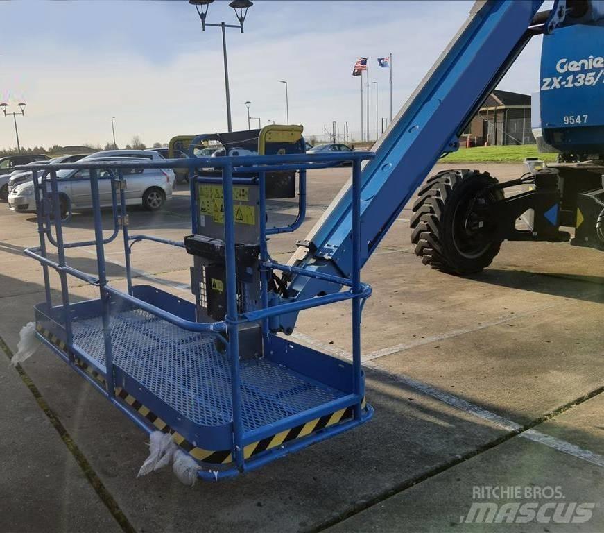 Genie ZX 135/70 Nacele cu brat articulat
