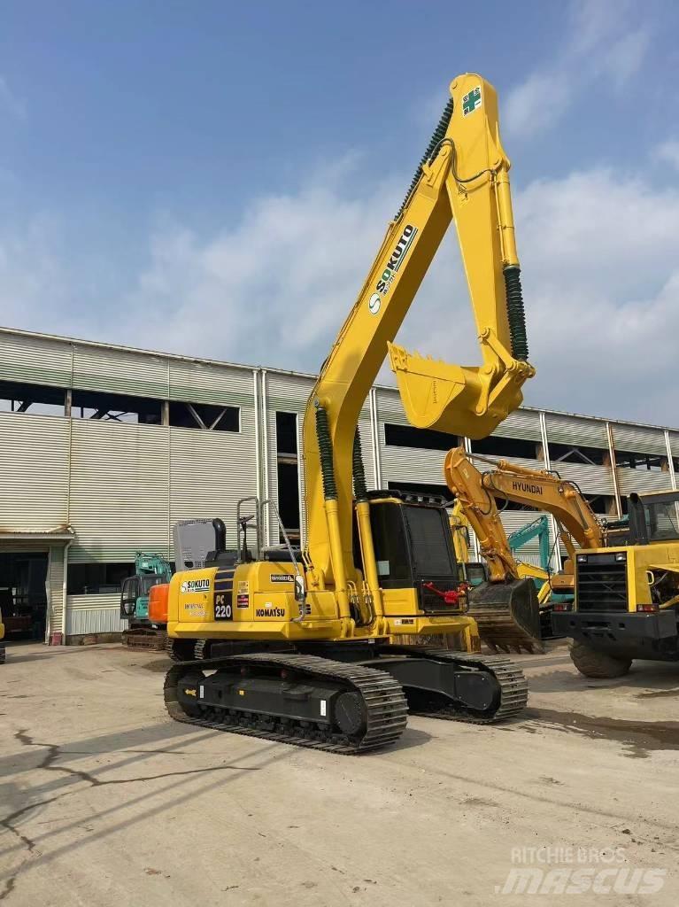 Komatsu PC 220-8 Excavatoare pe șenile
