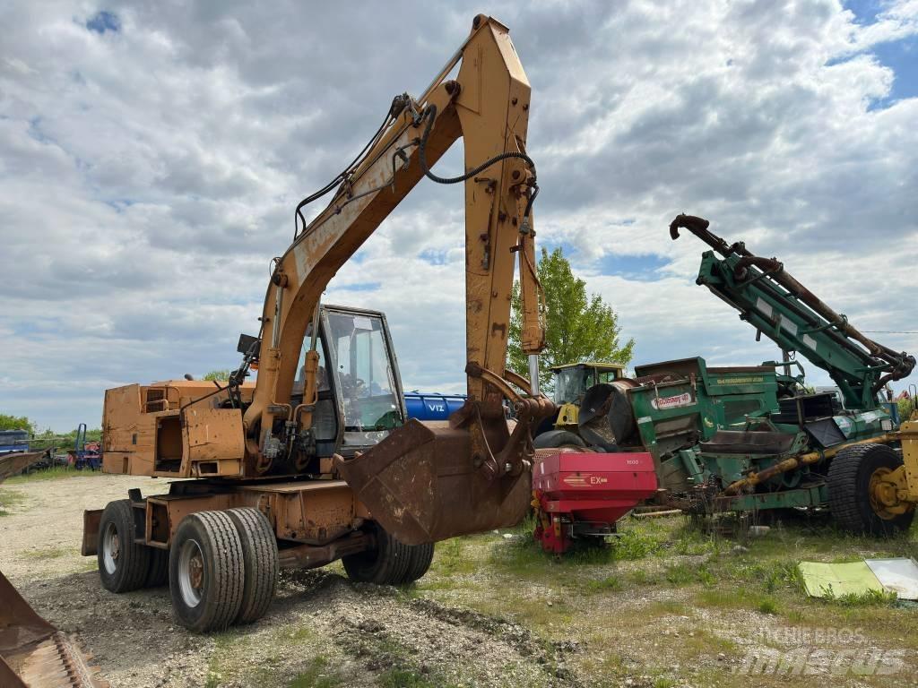 CASE 588-P Excavatoare cu roti