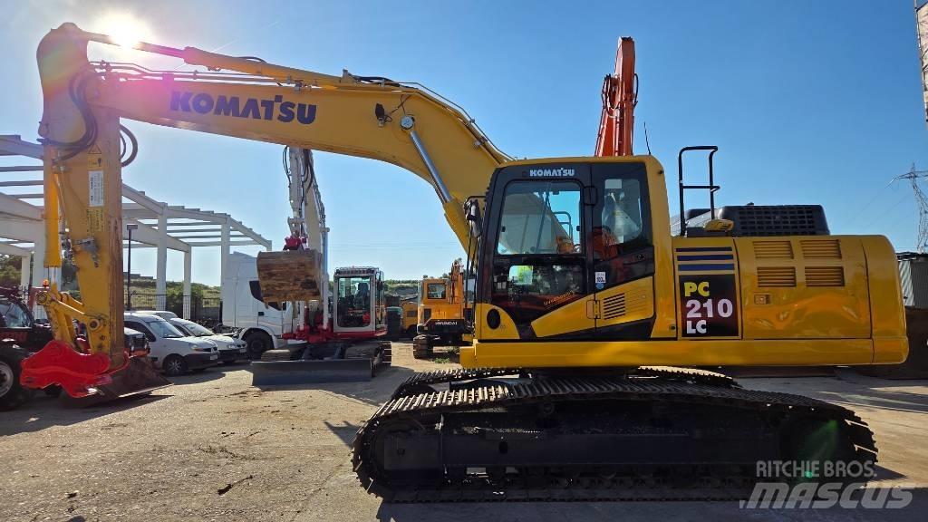 Komatsu PC 210 Excavatoare pe șenile
