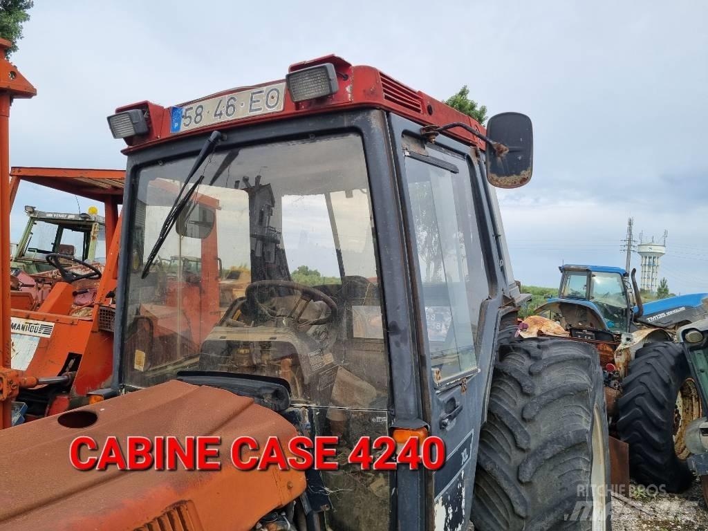  CABINE CASE 4240 Cabine si interior