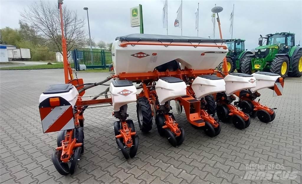 Kuhn Kosma TD Mais Masini cu insamantare precisa