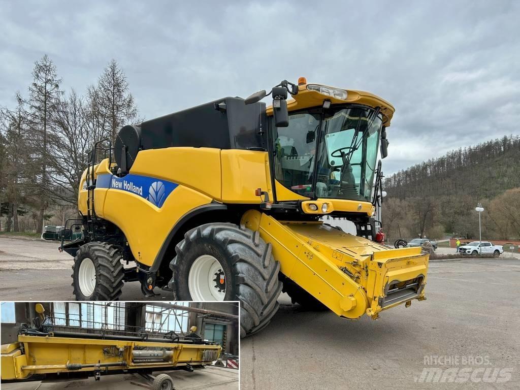 New Holland CX 8080 Combine de secerat