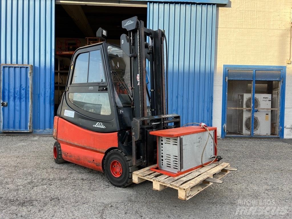Linde E 25 Stivuitor electric