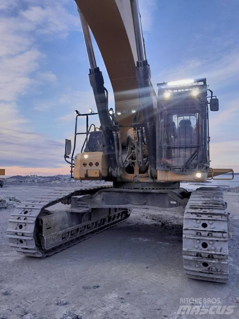 CAT 395 Excavatoare pe șenile

