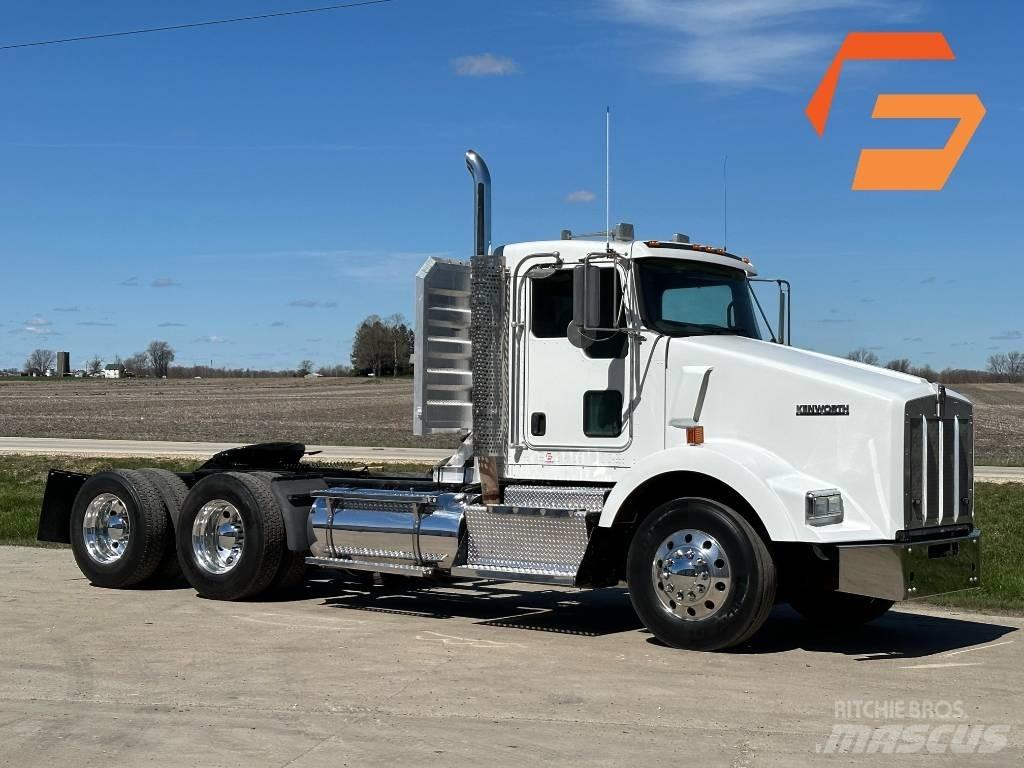 Kenworth T800 Autotractoare