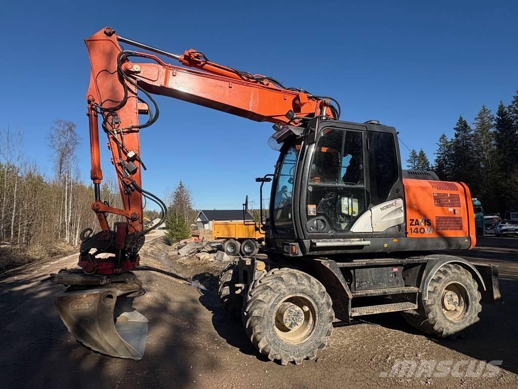 Hitachi ZX 140 W-5B Excavatoare cu roti
