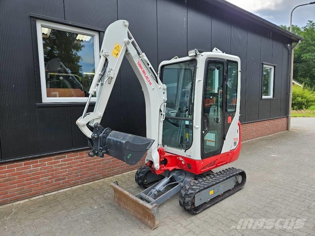 Takeuchi TB 216 Mini excavatoare < 7t