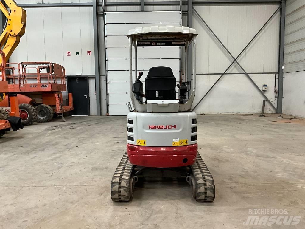Takeuchi TB 215 R Mini excavatoare < 7t