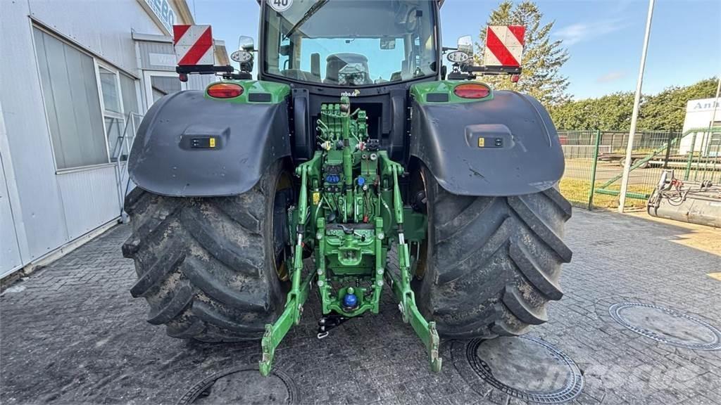 John Deere 6R195 Tractoare