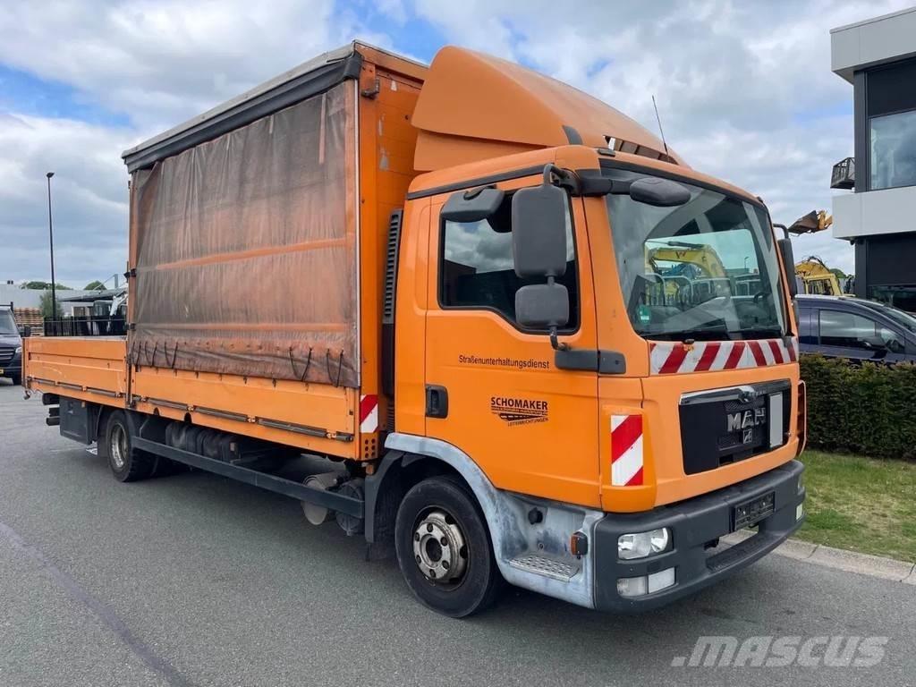 MAN TGL 8.220 Camioane platforma/prelata