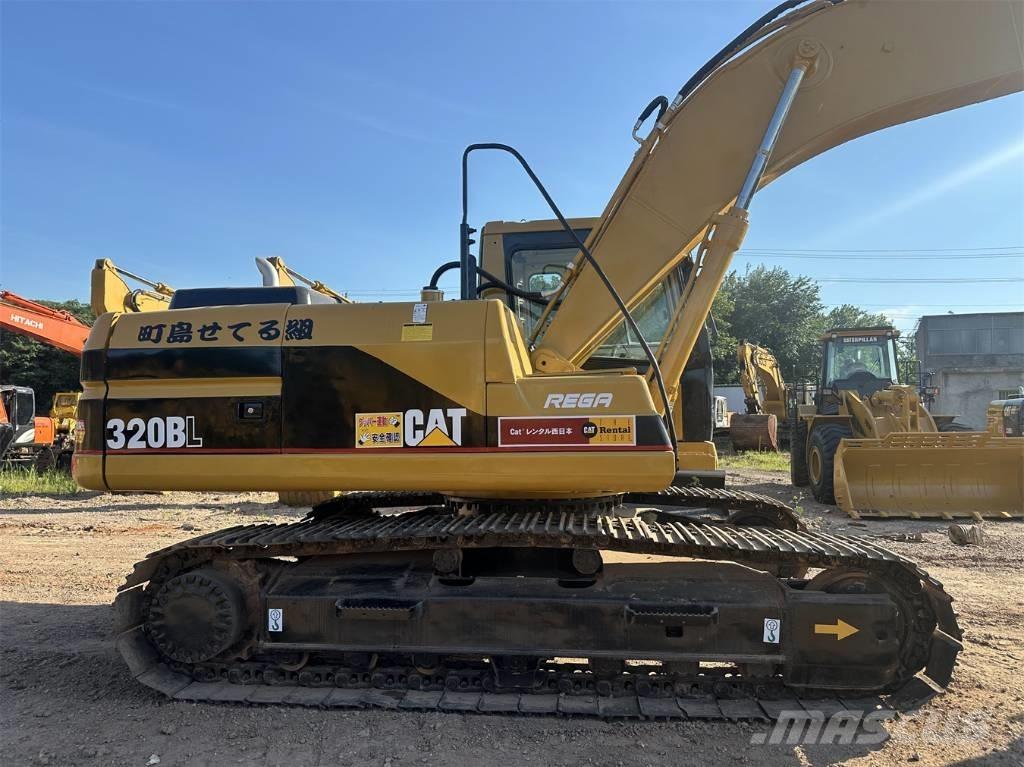 CAT 320 B Excavatoare pe șenile
