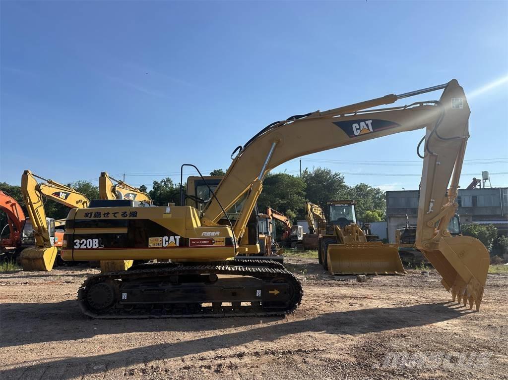 CAT 320 B Excavatoare pe șenile
