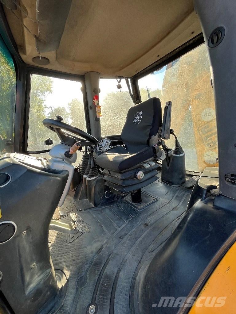 JCB 4 CX Buldoexcavatoare
