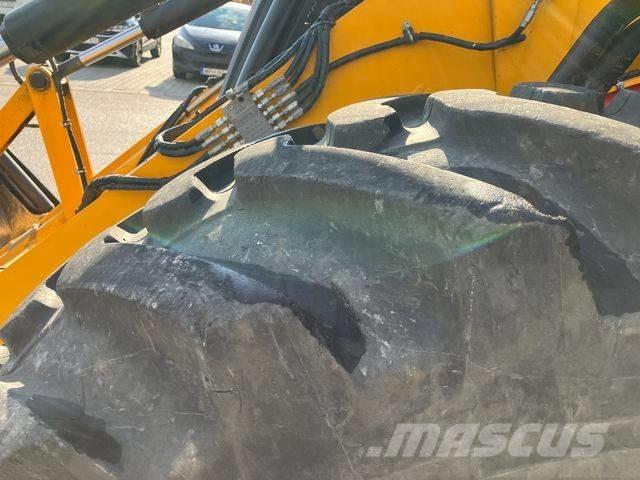 JCB 4 CX Pro Buldoexcavatoare