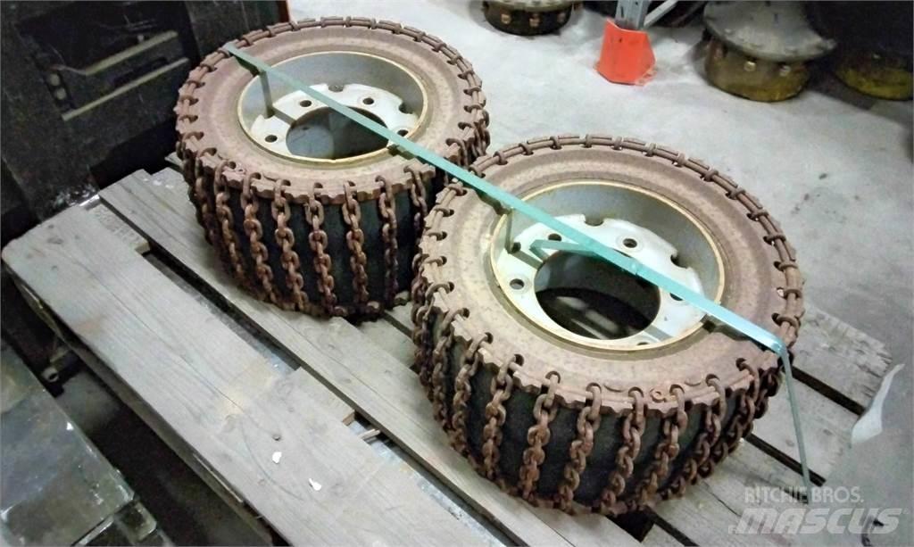 Valmet / Komatsu 360 Capete pentru culegatoare