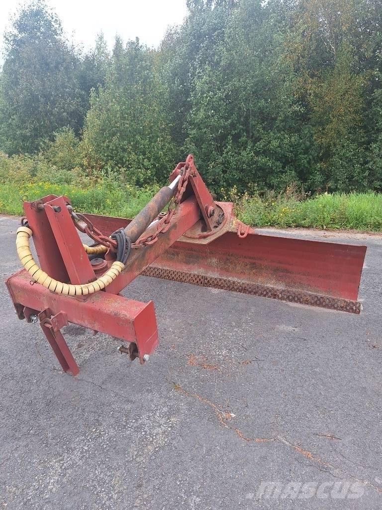 Vama 300 Buldozer
