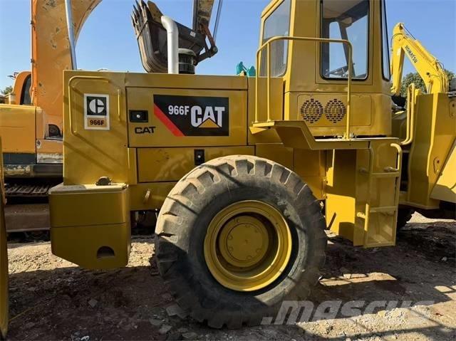 CAT 966 F Incarcator pe pneuri