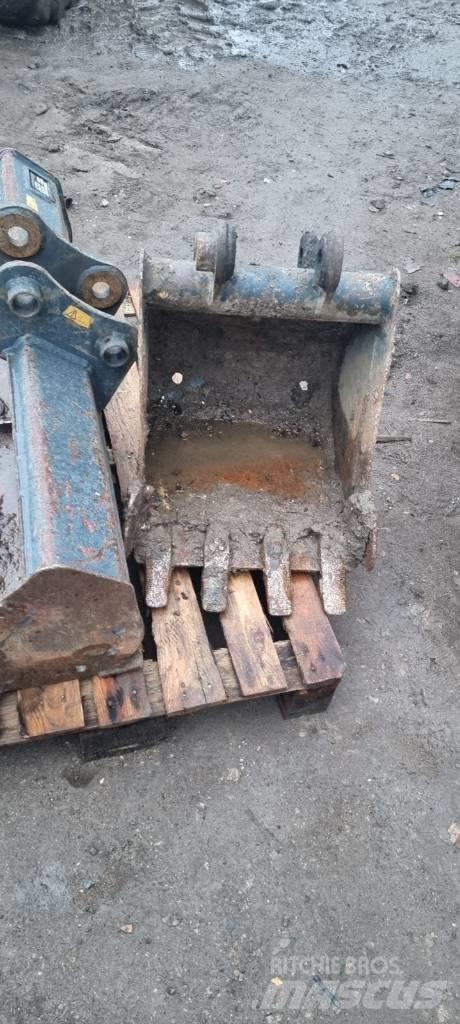 Hyundai R25Z-9AK Mini excavatoare < 7t