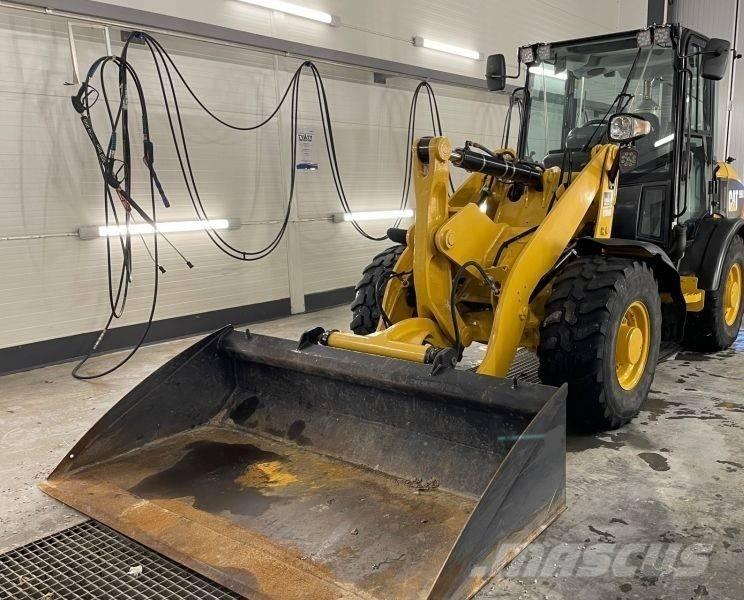 CAT 906 H 2 Incarcator pe pneuri