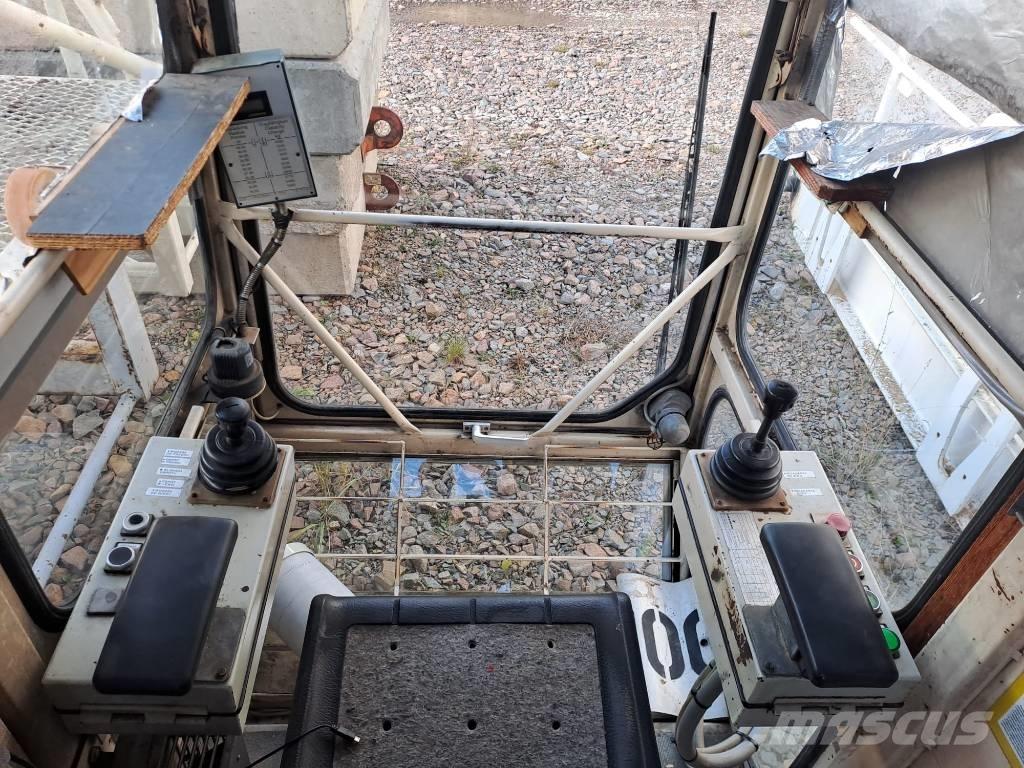 Liebherr 71 EC Macarale turn