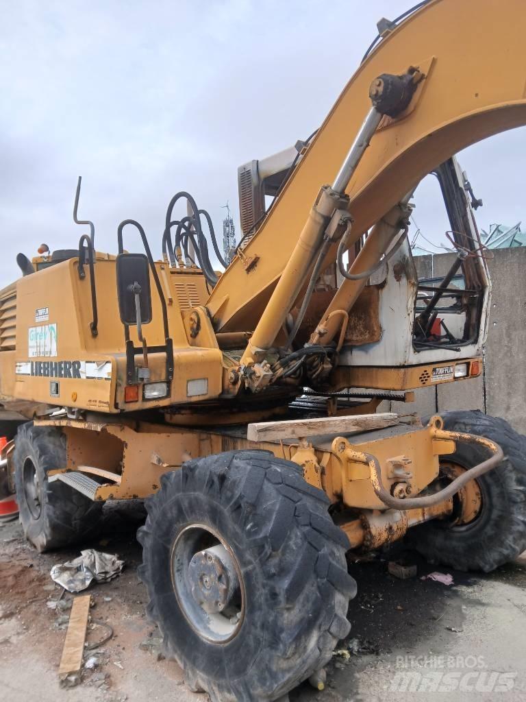 Liebherr A 316 Transmisie