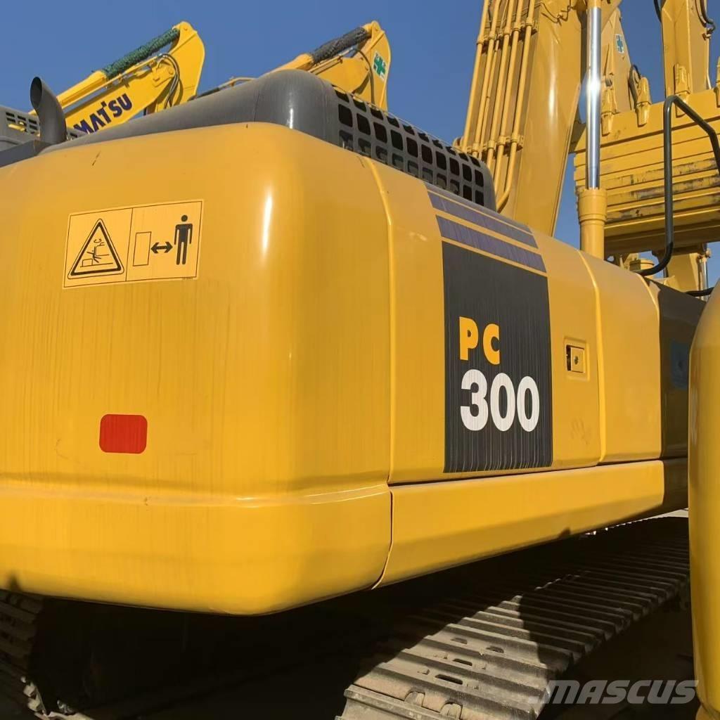 Komatsu PC 300-7 Excavatoare pe șenile
