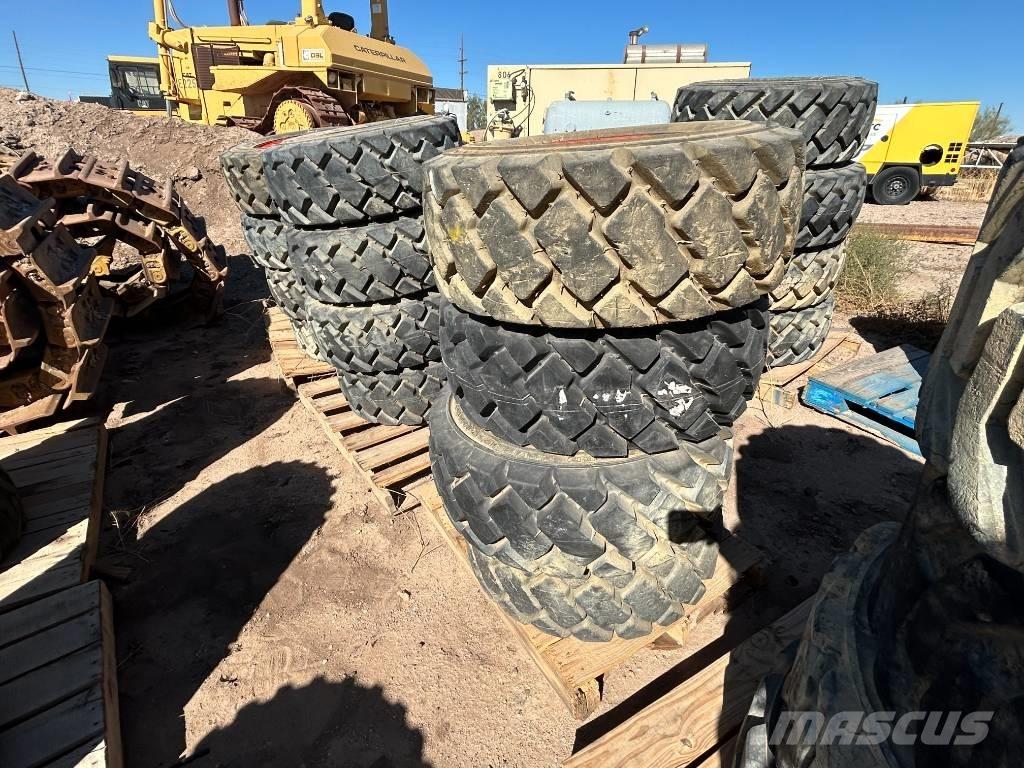 Bobcat 12x16.5 Tires Anvelope, roti si jante