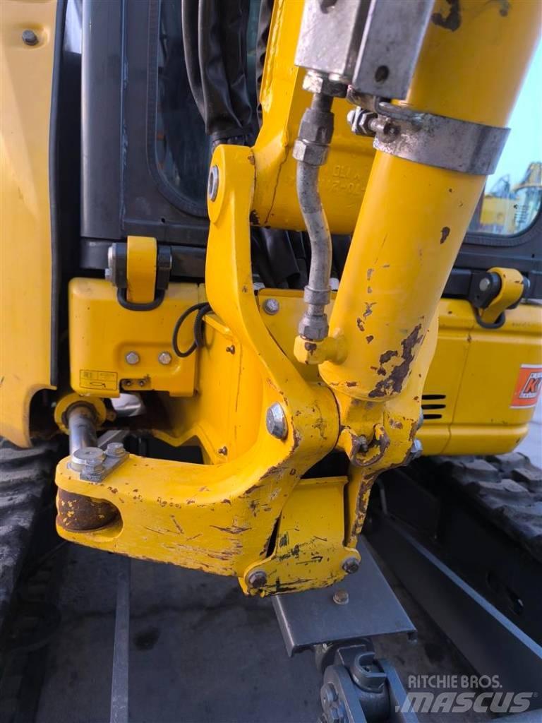 Komatsu PC 26 MR-5 Mini excavatoare < 7t