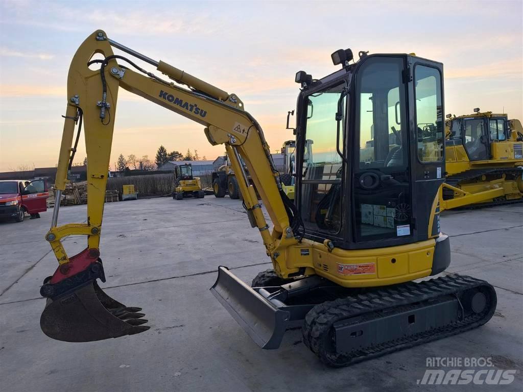 Komatsu PC 26 MR-5 Mini excavatoare < 7t