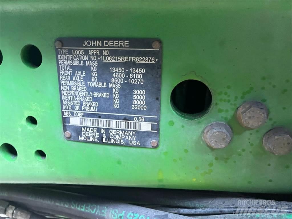 John Deere 6215R Tractoare